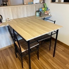 ダイニングテーブルセットの画像