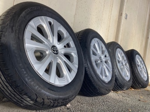 50系プリウス純正アルミ　バリ山ノーマルタイヤ　４本