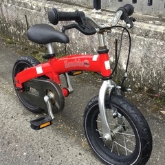 ＜整備済＞人気のへんしんバイク・スタンド付・赤・お掃除でピカピカ♪