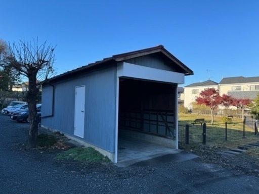 お気に入り 月極シャッター付き車庫ガレージ月額12,100円 (wings567) 狭山の その他