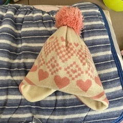 子供の帽子の画像