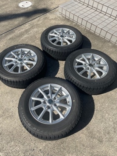 ブリヂストン　スタッドレスタイヤ　195/65 r15