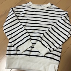 美品☆裏起毛冬用トレーナー100cmの画像