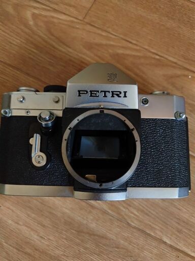 昭和レトロ・アンテーク　PETRI  V6Ⅱ　レンズ無