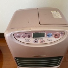 《お話し中》灯油ファンヒーター　ピンク　中古の画像