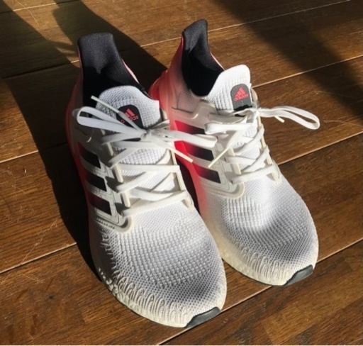 adidas ランニングシューズ