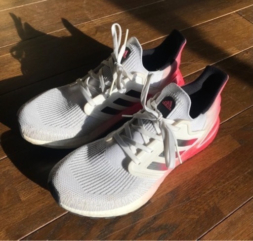 adidas ランニングシューズ