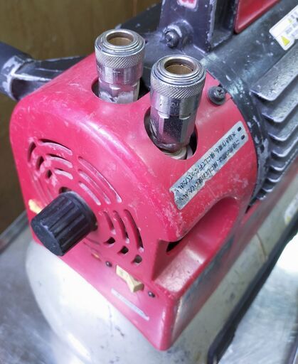 MAX マックス 常圧 エアコンプレッサー AK-715A  最大9.0kgf タンク容量 13L AC100V 50Hz