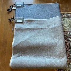 【決定しました】引取のみ　ホットカーペット3畳用2枚　山善　三京
