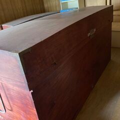 値下げ‼　　長持　（昔、寝具や座布団を保管）の画像