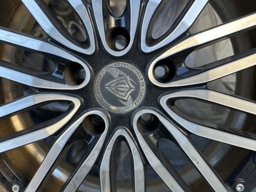 215/35R 19インチのタイヤホイール4本セット