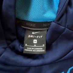NIKE  パーカー 子供服 の画像