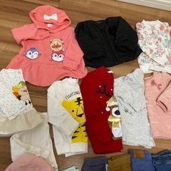 海外ブランド服詰め合わせ28点　80〜90サイズの画像