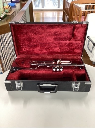 ヤマハトランペットVTR3325Ｓ【町田市再生家具】232189