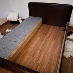 ベットフレーム‼️美品‼️　マットレスオマケの画像