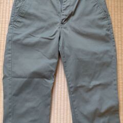 未使用 ジーユー カラークロップドパンツ  ショートパンツ  サイズ・Sの画像