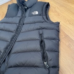 THE NORTH FACE ダウンベストの画像