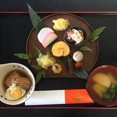 お洒落に盛り付ける簡単な調理の仕事です。の画像