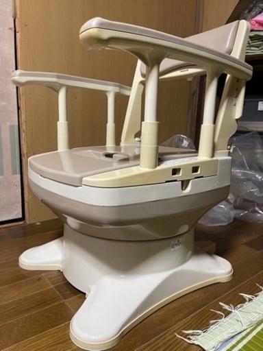 ポータブルトイレ