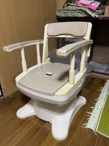 ポータブルトイレ