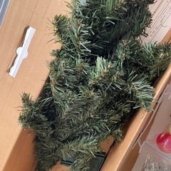 【値下げ中】クリスマスツリー　飾りライトなどセットの画像