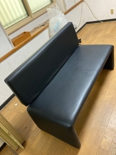 レザー調　黒　ベンチシート