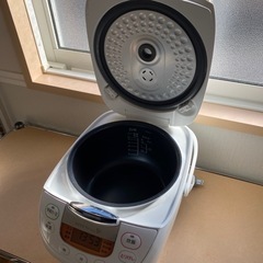 【購入者確定】炊飯器　5合まで炊けます！の画像