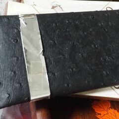 財布、二つ折り、オーストリッチの画像