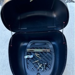 リアボックスの画像