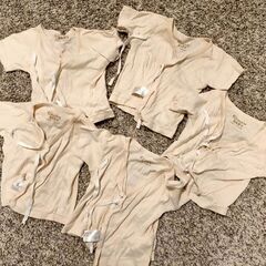 新生児〜70cmベビー服と小物いろいろの画像