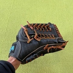 ハタケヤマ　硬式　グローブ　外野用　美品　湯揉み片付け済み