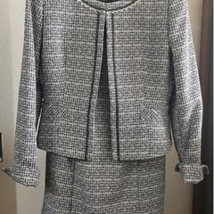 【美品】スーツ3点セットの画像