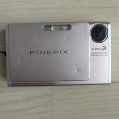 デジカメ　FINEPIX　Z3　ファインピクス　ピンク