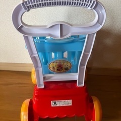 アンパンマン　ショッピングカートの画像