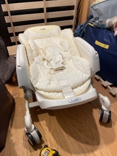 ✨良品✨ コンビ ネムリラ オートスウィング 収納ボックス付 電動ハイローチェア