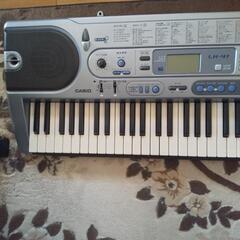 CASIO キーボード61鍵盤の画像