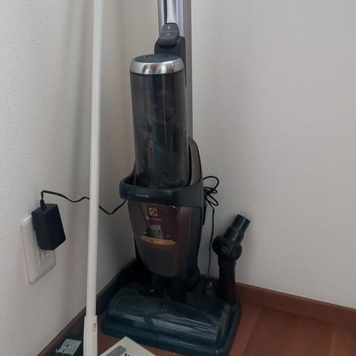エレクトロラックス　　掃除機