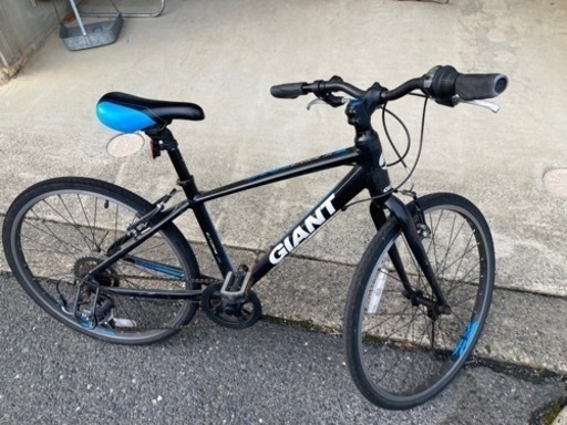GIANT 24インチ　子供用クロスバイク