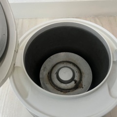炊飯器の画像