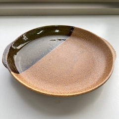 和風の陶器のプレートの画像