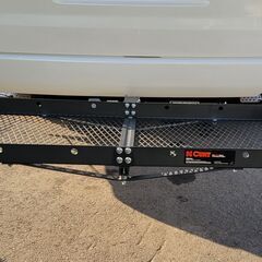 CURT製【カーゴキャリア／ヒッチカーゴ】差し込み2サイズ対応（2インチ(約5cm)＆1-1/4インチ(約3cm)アメリカ輸入品の画像