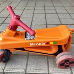 値下げしました。people 三輪車とキッズてんとう虫ヘルメット...