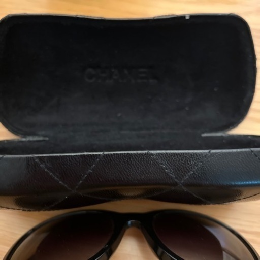 CHANELのサングラス