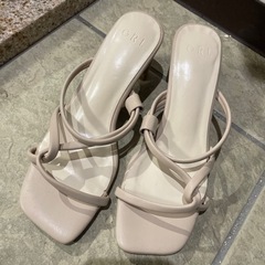 サンダル　22.5 グレイル 