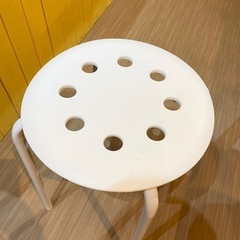 IKEA イケア　スツール　マリウス　白の画像