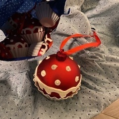 IKEAクリスマス　ツリー　カップケーキオーナメントの画像