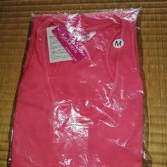 タンクトップ　新品　レディース