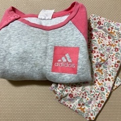 子ども服　80サイズ　トレーナーとレギンス