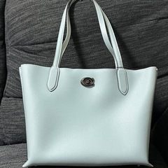 COACH  本革トートバックの画像