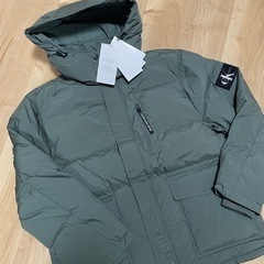 新品 Calvin Klein ダウンジャケットの画像